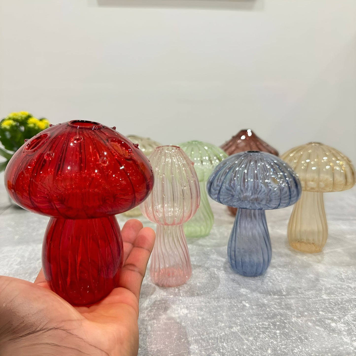 Glass Mushroom Bud Vase, Handmade Mushroom Shape Fungi Home Decor Vase Small Plant Planter  Decorative Decorer Flower Vases