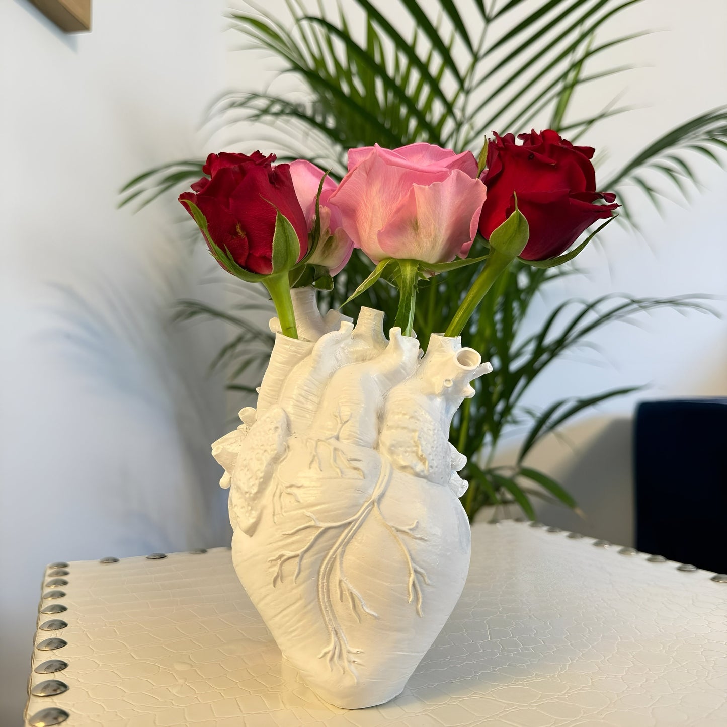 Resin Heart Shape Vase, Anatomical Heart Flower Vase Resin Plant Pot Decorer Decorative Planter Heartvase